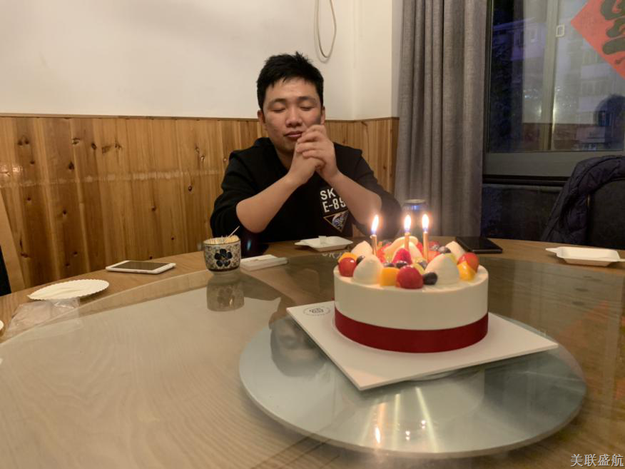 在奋斗的岁月里，我们一同成长